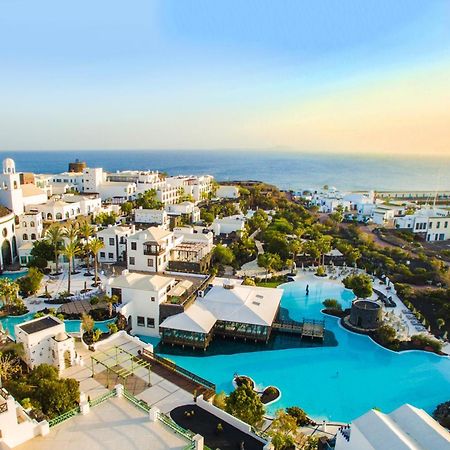 Hotel Livvo Volcan Lanzarote Playa Blanca  Bagian luar foto