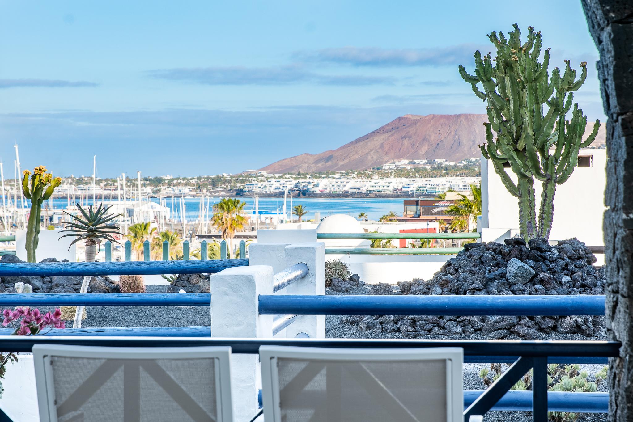 Hotel Livvo Volcan Lanzarote Playa Blanca  Bagian luar foto