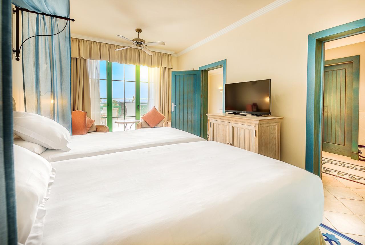 Hotel Livvo Volcan Lanzarote Playa Blanca  Ruang foto